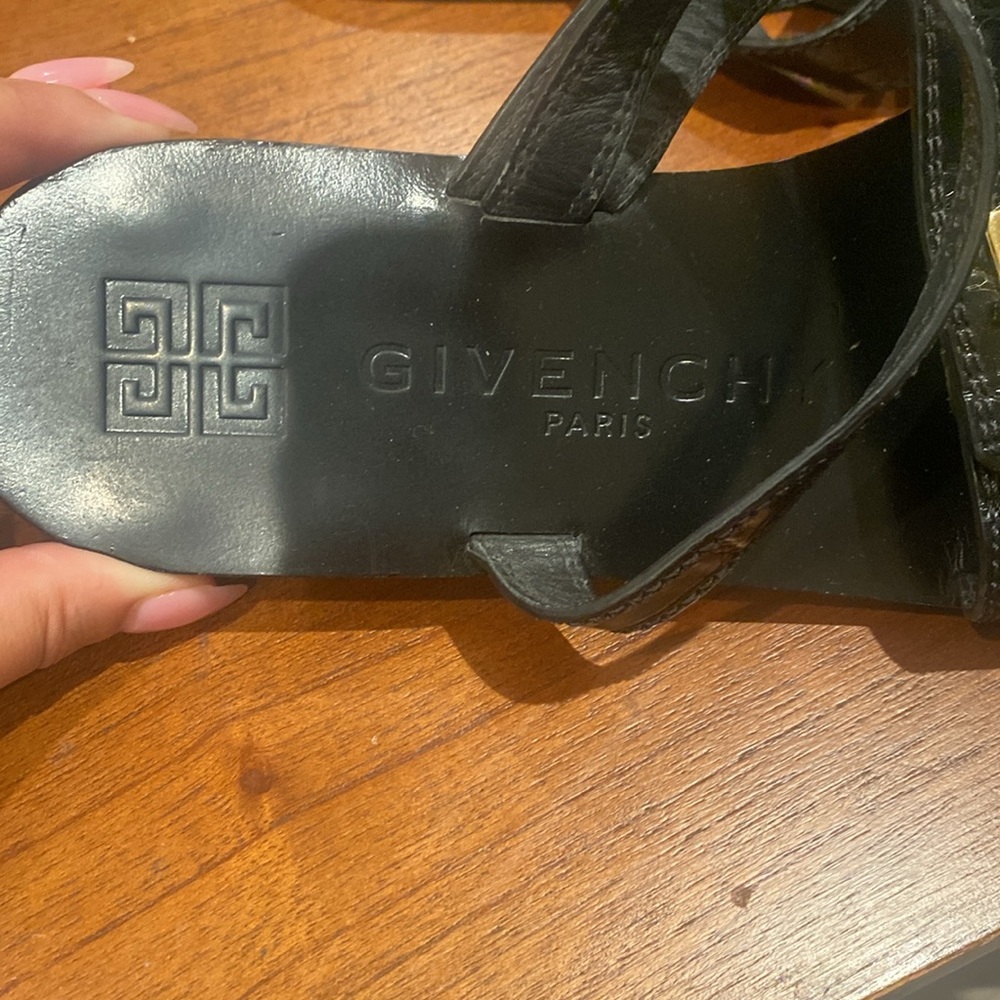 Givenchy slides - Picture 3 of 4